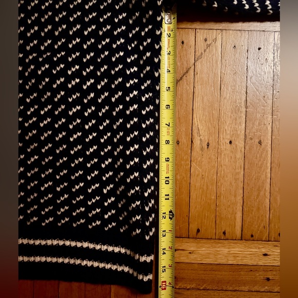 L.L. Bean Norwegian Lambswool Blue and White Crewneck Sweater- Women’s - Picture 8 of 12